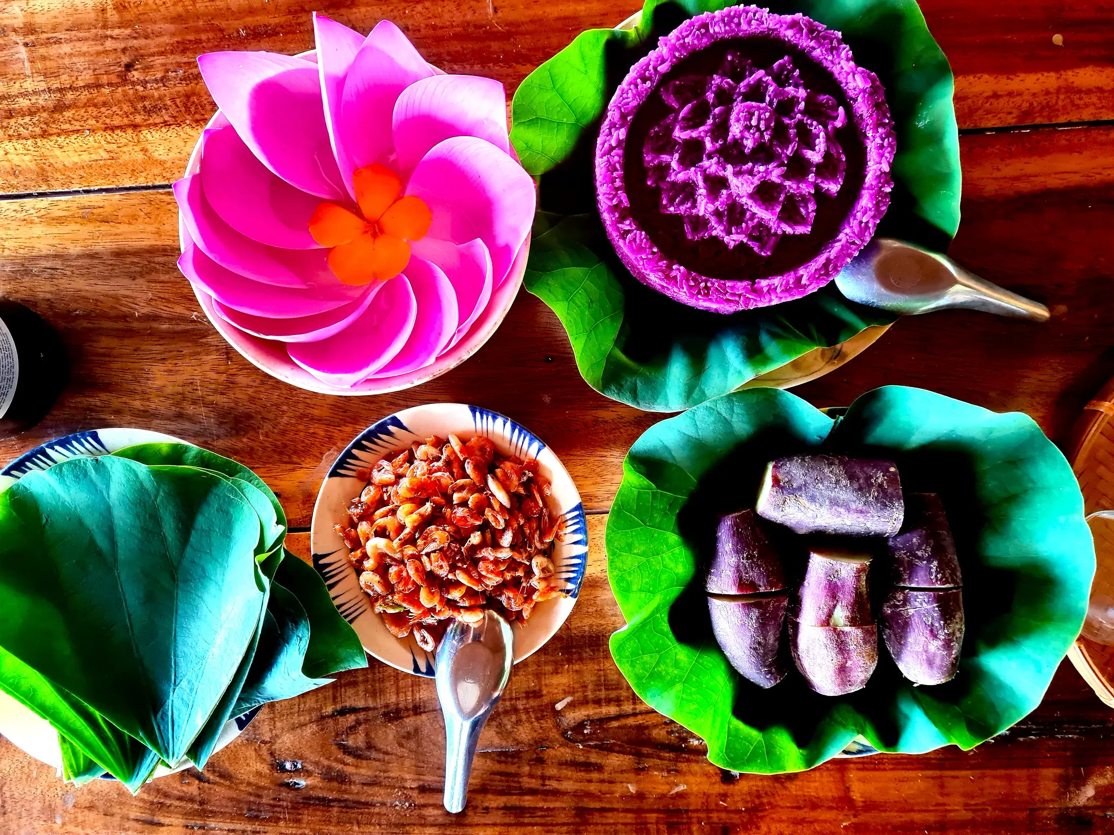 Lotus-shaped breakfast plates prepared at the farmstay